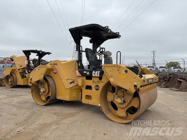 CAT CB64 Çift tamburlu silindirler