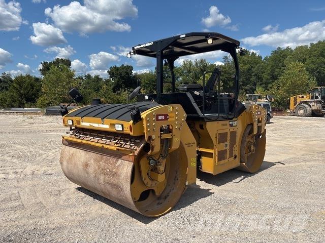 CAT CB66B Çift tamburlu silindirler