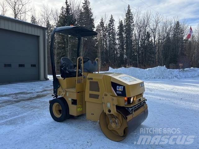 CAT CC24 Kombine silindirler