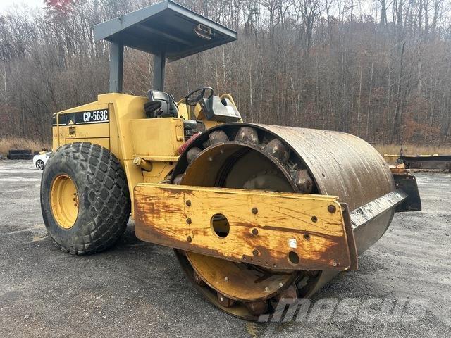 CAT CP-563C Tek tamburlu silindirler
