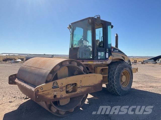 CAT CP-563E Tek tamburlu silindirler