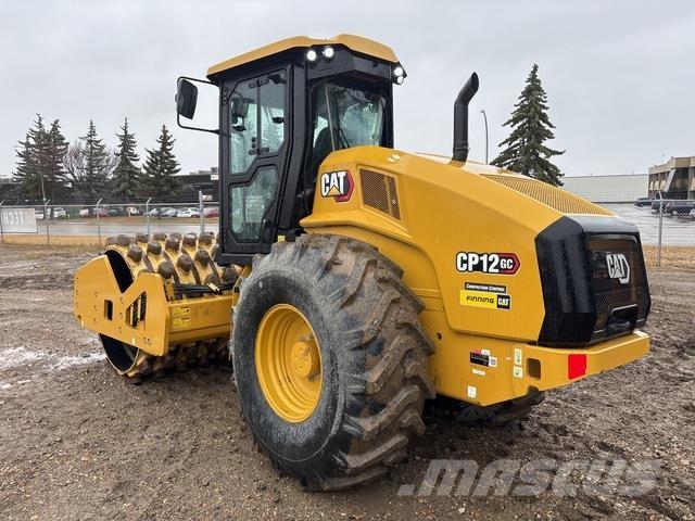CAT CP12GC Tek tamburlu silindirler