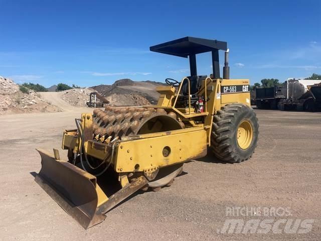 CAT CP563 Tek tamburlu silindirler