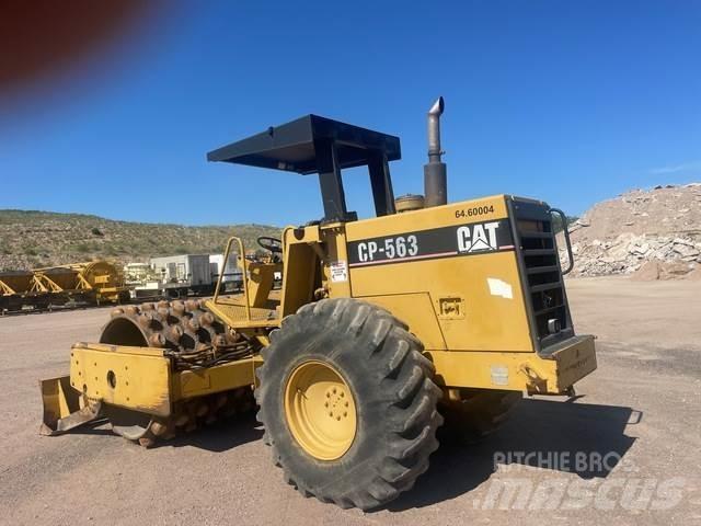 CAT CP563 Tek tamburlu silindirler
