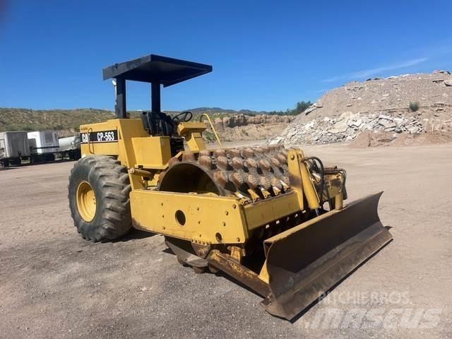 CAT CP563 Tek tamburlu silindirler