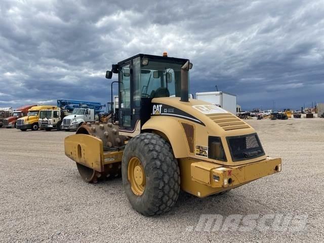 CAT CS-663E Tek tamburlu silindirler