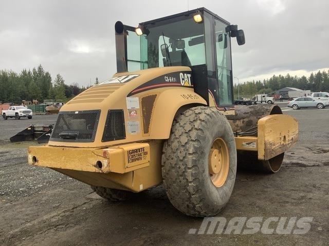 CAT CS-683 Tek tamburlu silindirler
