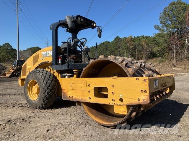 CAT CS56B Tek tamburlu silindirler