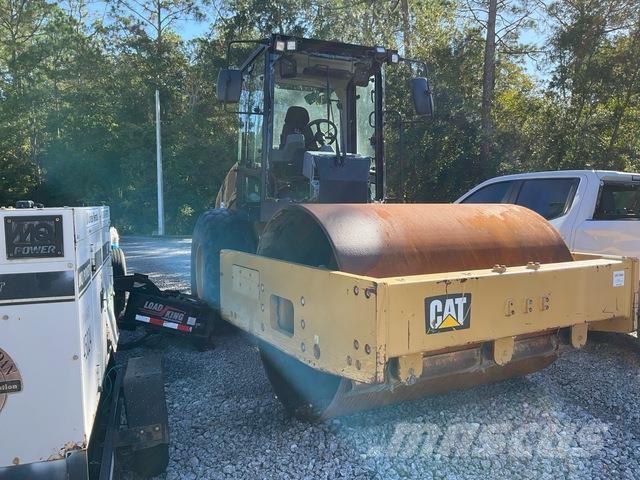 CAT CS66B Tek tamburlu silindirler