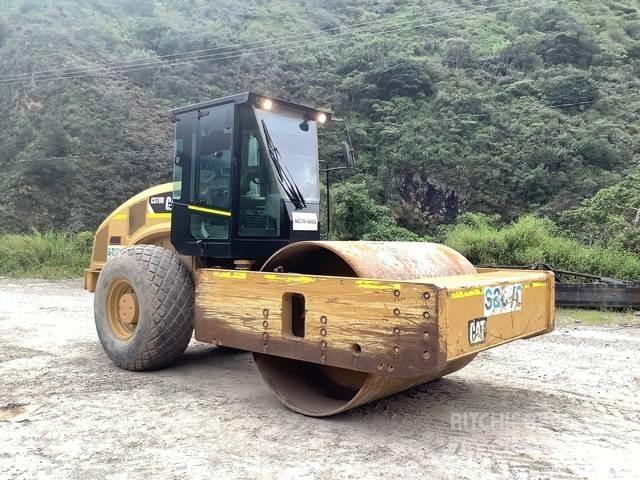CAT CS78B Tek tamburlu silindirler