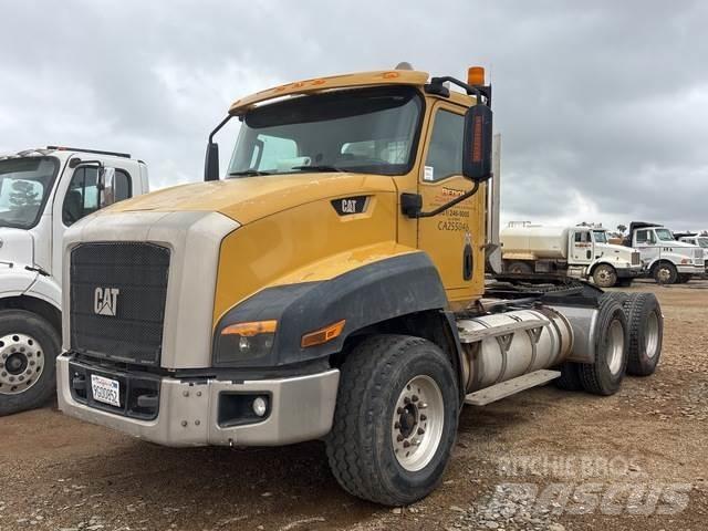 CAT CT660S Çekiciler