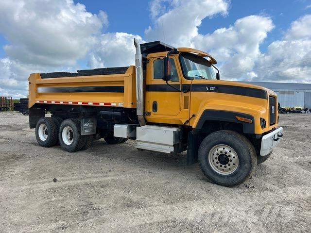 CAT CT681SG Damperli kamyonlar