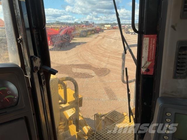 CAT D10T Paletli dozerler