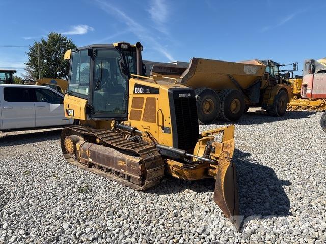 CAT D3K2 XL Paletli dozerler