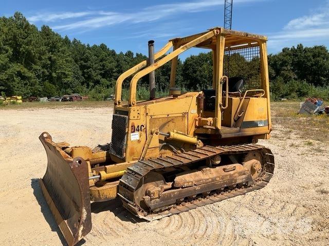 CAT D4C Paletli dozerler
