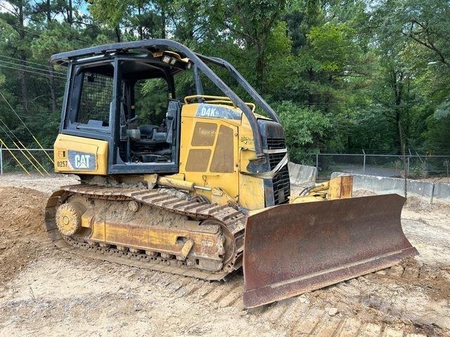 CAT D4K2 XL Paletli dozerler