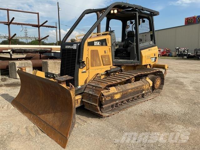 CAT D5K2 XL Paletli dozerler