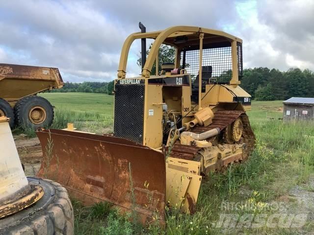 CAT D5M XL Paletli dozerler
