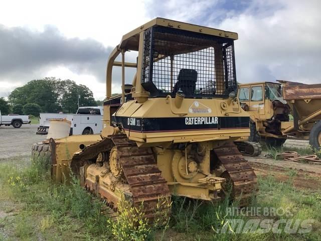 CAT D5M XL Paletli dozerler