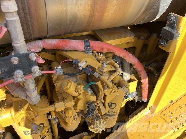 CAT D8T Paletli dozerler
