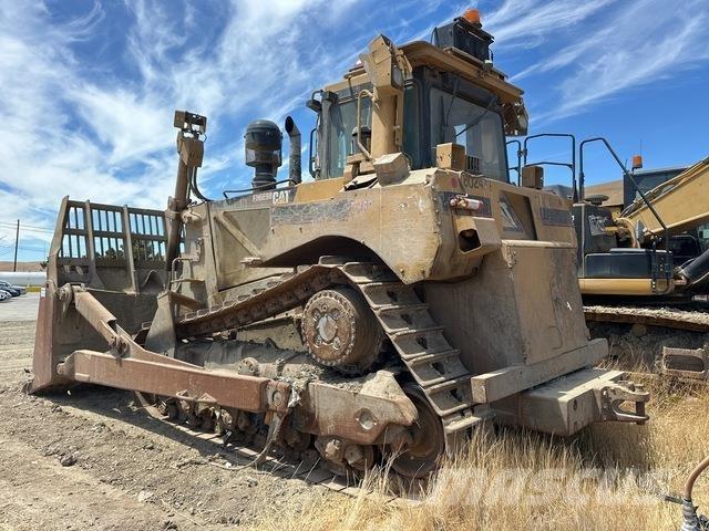 CAT D8T Paletli dozerler