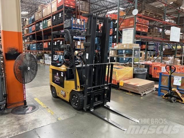 CAT EC25N Elektrikli forkliftler
