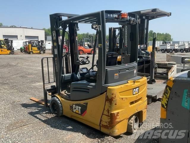 CAT MH 2ET4000 Elektrikli forkliftler
