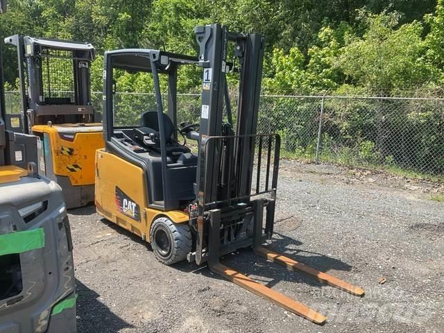 CAT MH 2ET4000 Elektrikli forkliftler