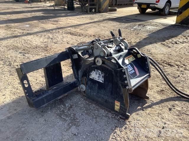 CAT PC104B Diger