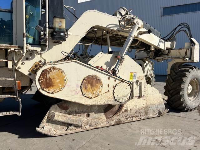 CAT RM500 Zemin sıkıştırma makineleri
