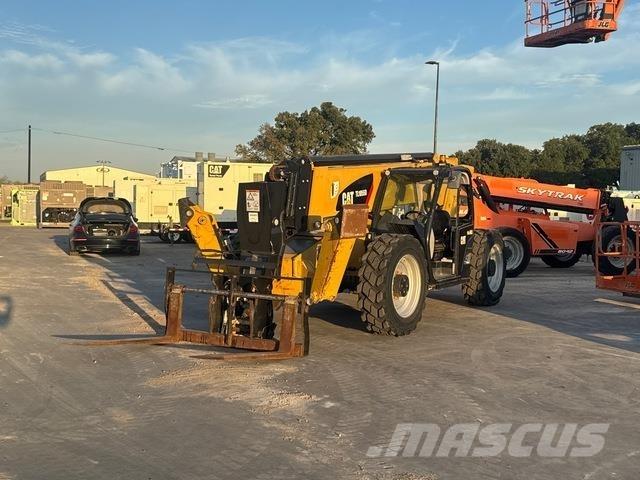 CAT TL1055D Teleskopik yükleyiciler