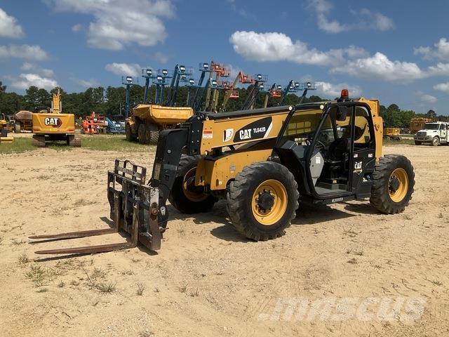 CAT TL642D Teleskopik yükleyiciler