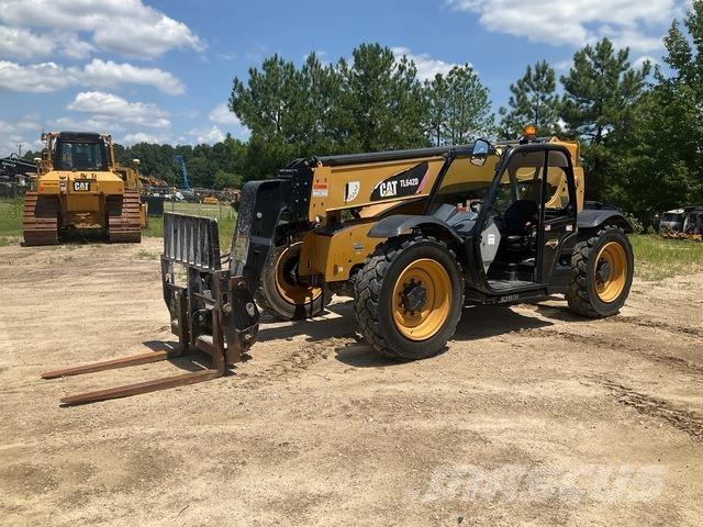 CAT TL642D Teleskopik yükleyiciler