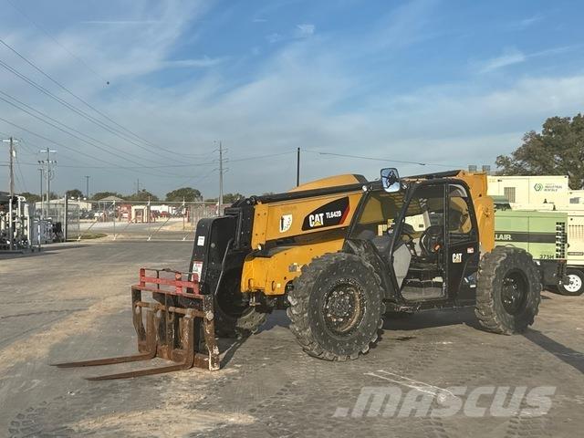 CAT TL642D Teleskopik yükleyiciler