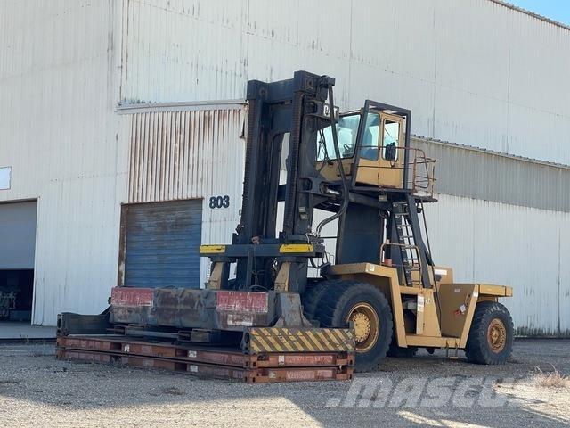 CAT V800 Reach stacker - konteyner forkliftleri