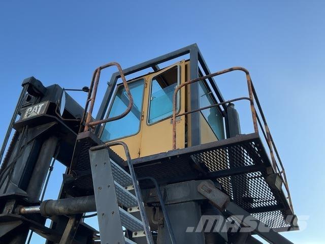 CAT V800 Reach stacker - konteyner forkliftleri