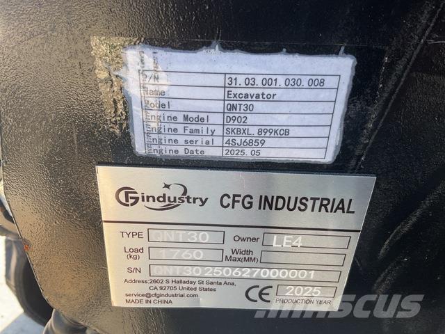 CFG QNT30 Paletli ekskavatörler