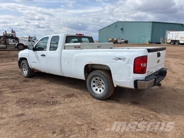 Chevrolet 1500 Pikaplar