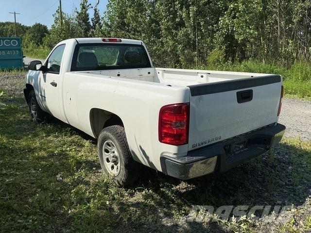 Chevrolet 1500 Pikaplar