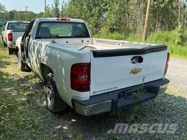 Chevrolet 1500 Pikaplar