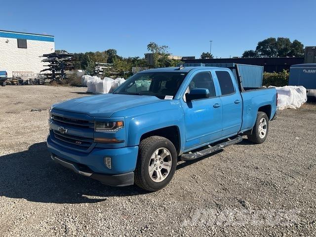 Chevrolet 1500 Pikaplar