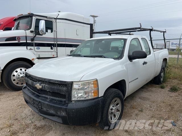 Chevrolet 1500 Pikaplar
