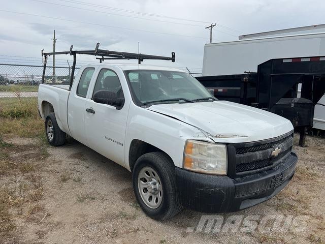 Chevrolet 1500 Pikaplar