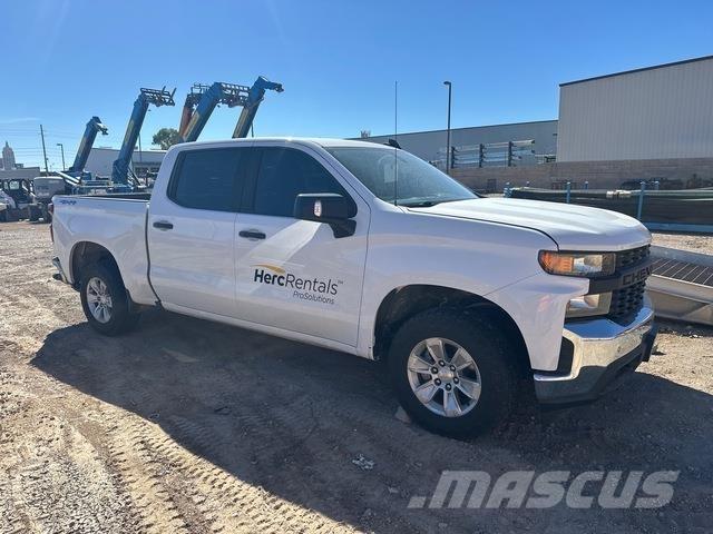 Chevrolet 1500 Pikaplar