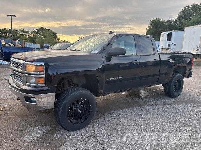 Chevrolet 1500 Pikaplar