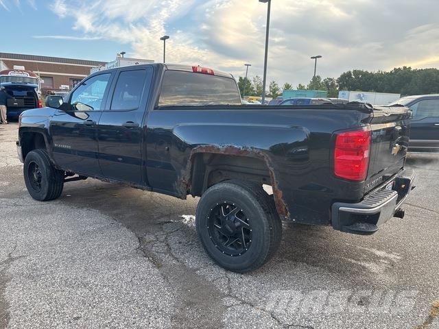 Chevrolet 1500 Pikaplar