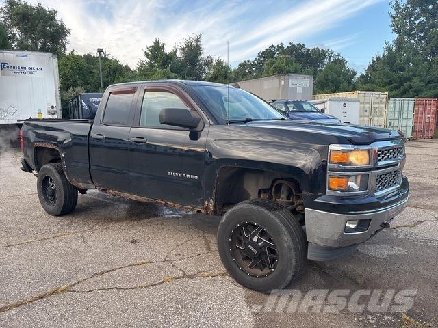 Chevrolet 1500 Pikaplar
