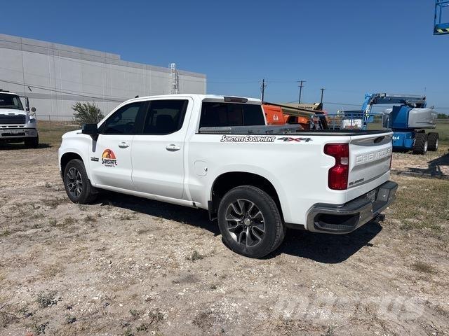 Chevrolet 1500 Pikaplar