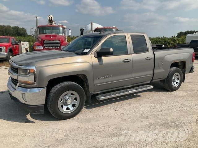 Chevrolet 1500 Pikaplar