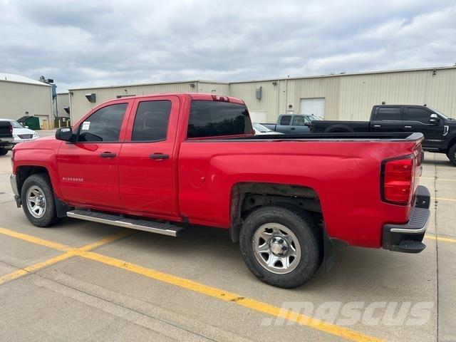Chevrolet 1500 Pikaplar